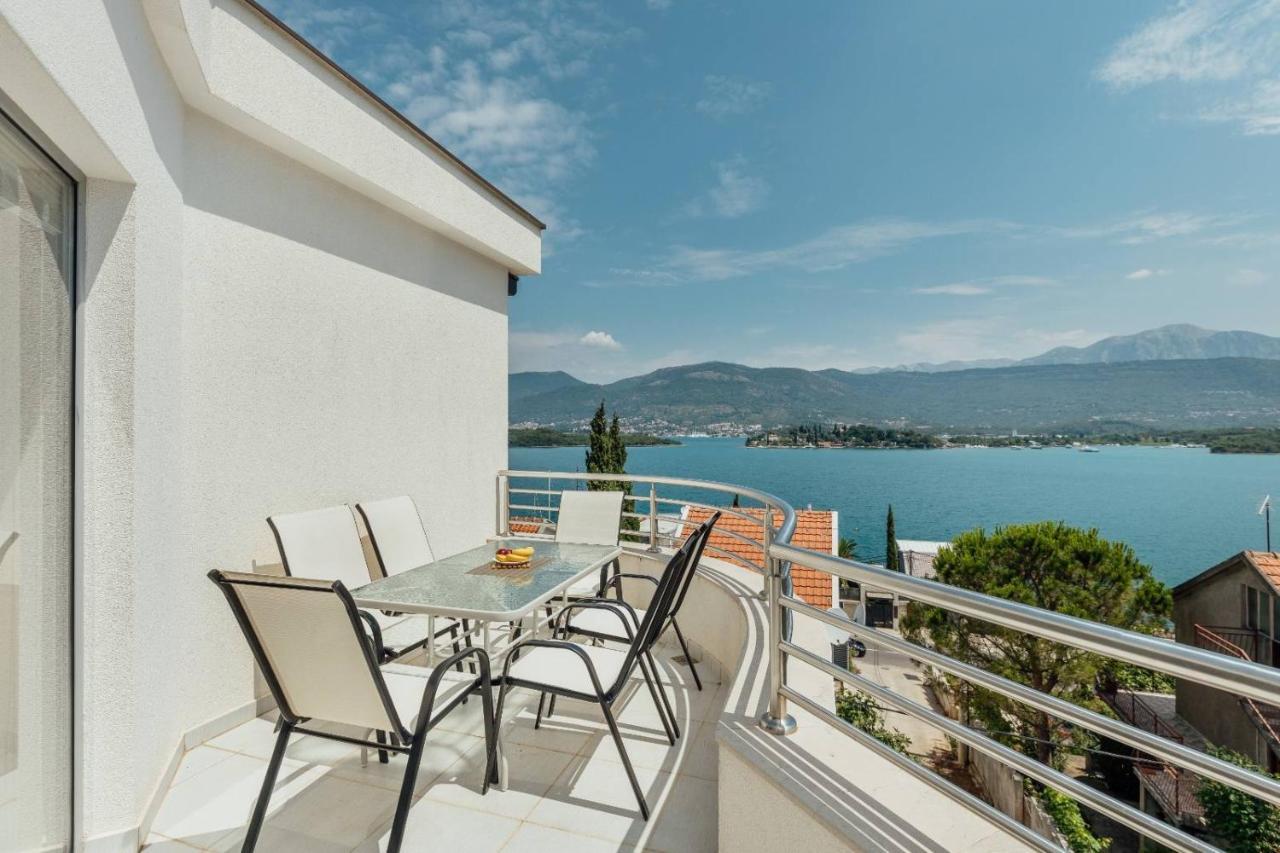 Apartmani Jelena Тиват Экстерьер фото